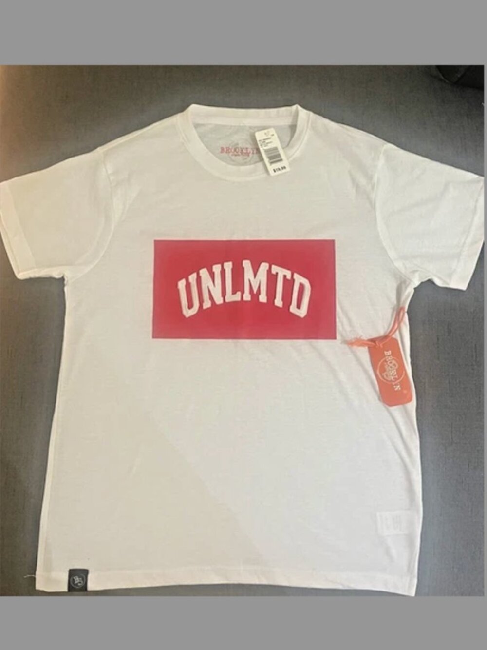 NWT Brooklyn Standard UNLMTD Box Logo Graphic Mens T-Shirt White SZ SM